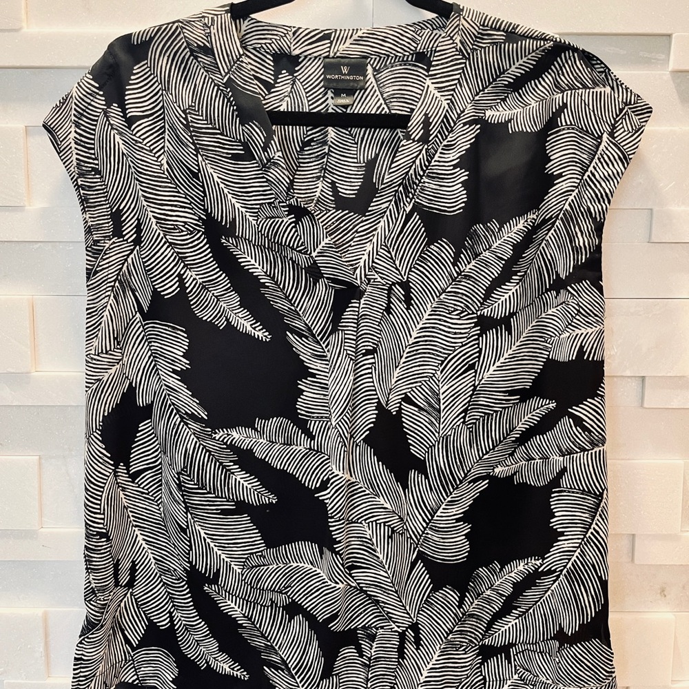 Worthington Black Palm Leaves Print Blouse Casual - Women’s M